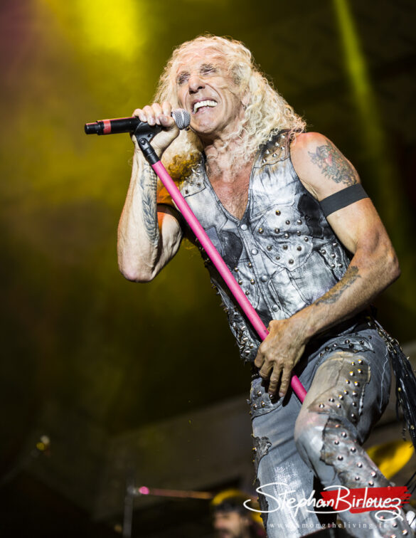 TWISTED SISTER
