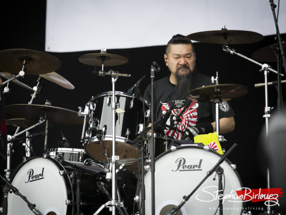 LOUDNESS