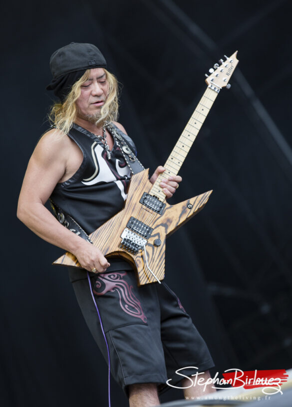 LOUDNESS