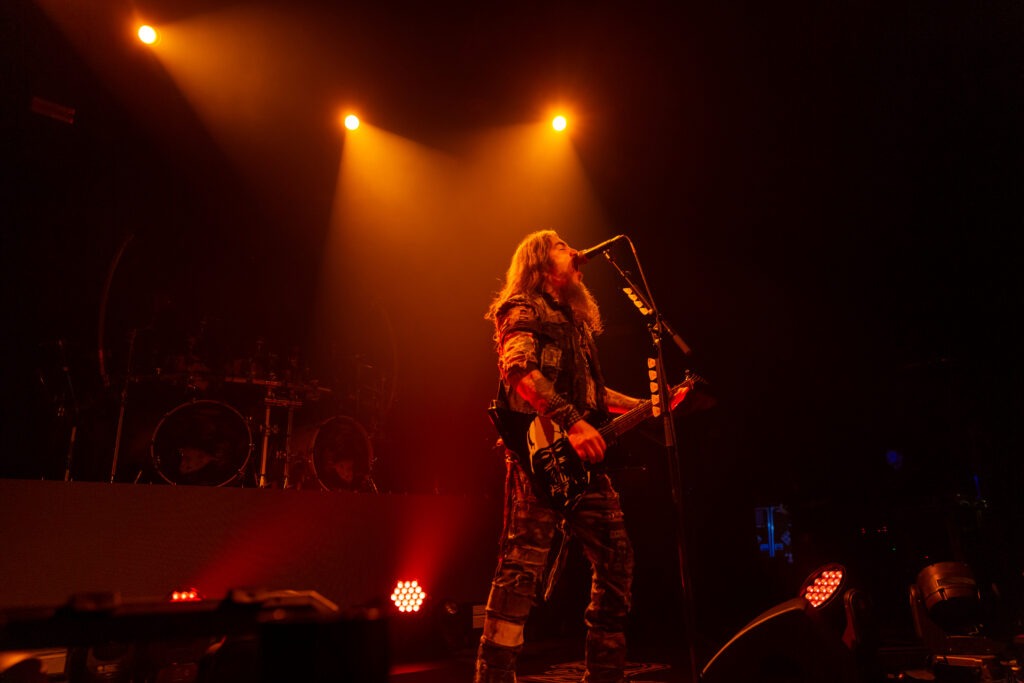 MACHINE HEAD 